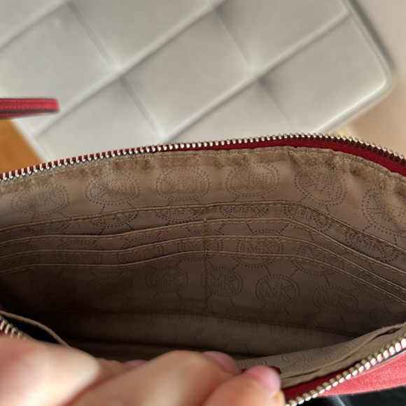 MICHEAL KORS WRISTLET - Picture 5 of 7